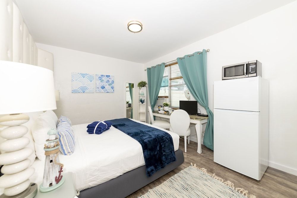 Norman's Hotel and Dining Comfort Studio 6