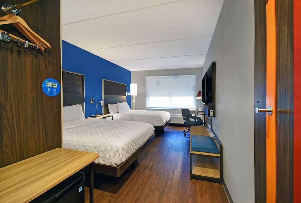 Room, 2 Queen Beds