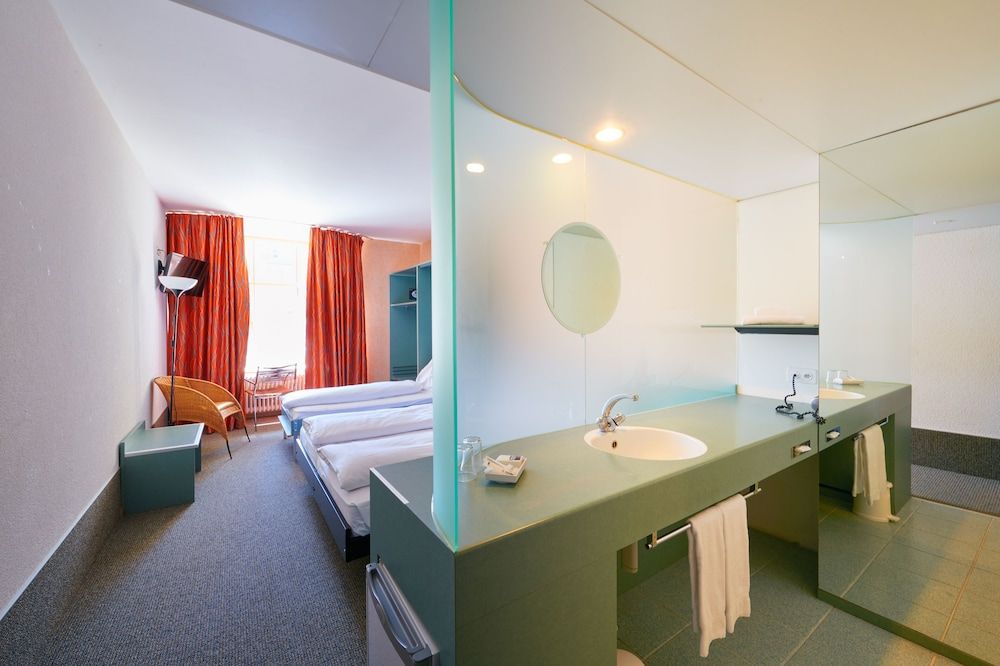 undefined Hotel City am Bahnhof 5