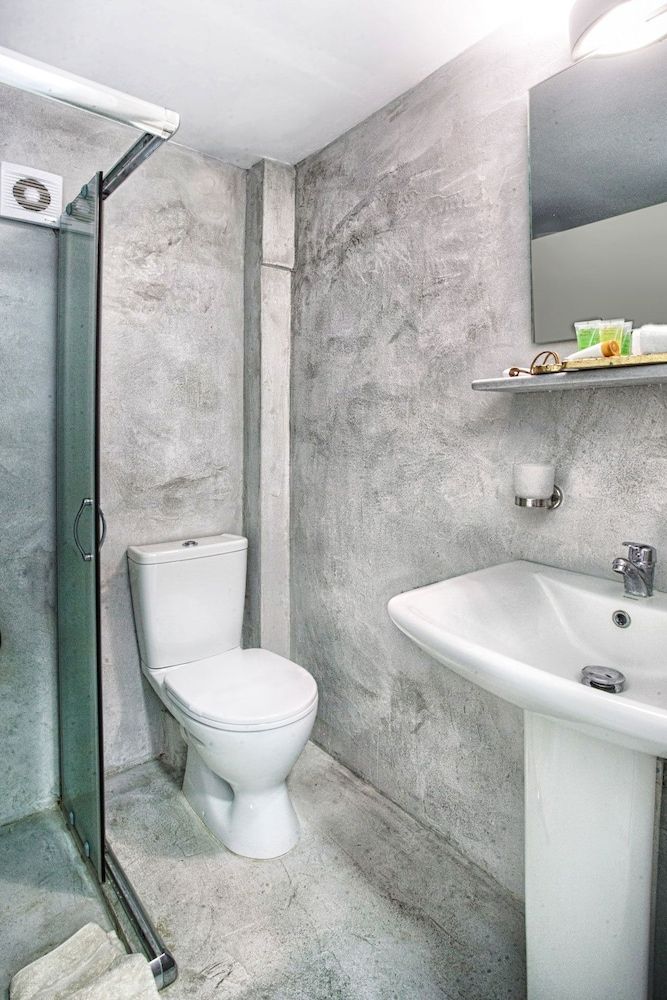 Asprolithos Studios Superior Apartment (Crystal and Pearl) 9