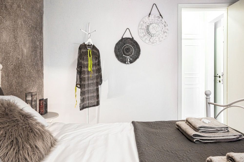 Asprolithos Studios Superior Apartment (Crystal and Pearl) 4