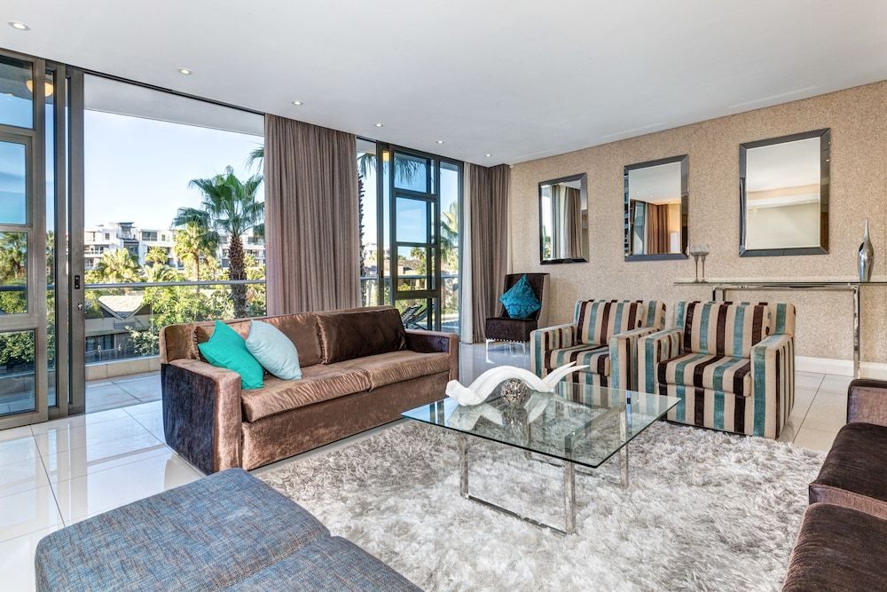 Lawhill Luxury Apartments Superior Apartment, 3 Bedrooms 9