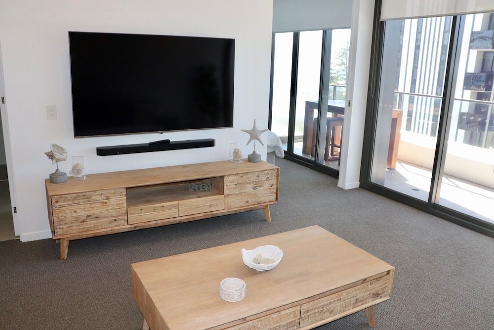 X Kirra Apartments 1 Bedroom Boutique Oceanview 4