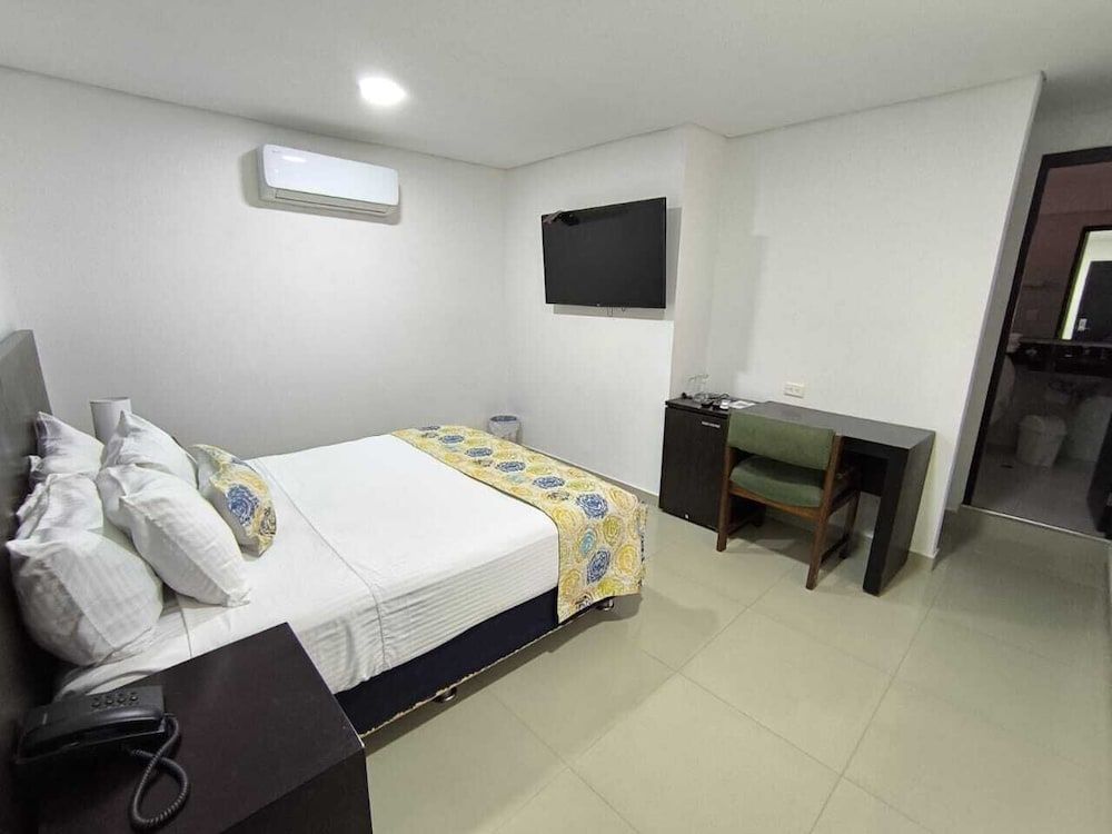 Hotel San Martin Standard Double Room Single Use 4