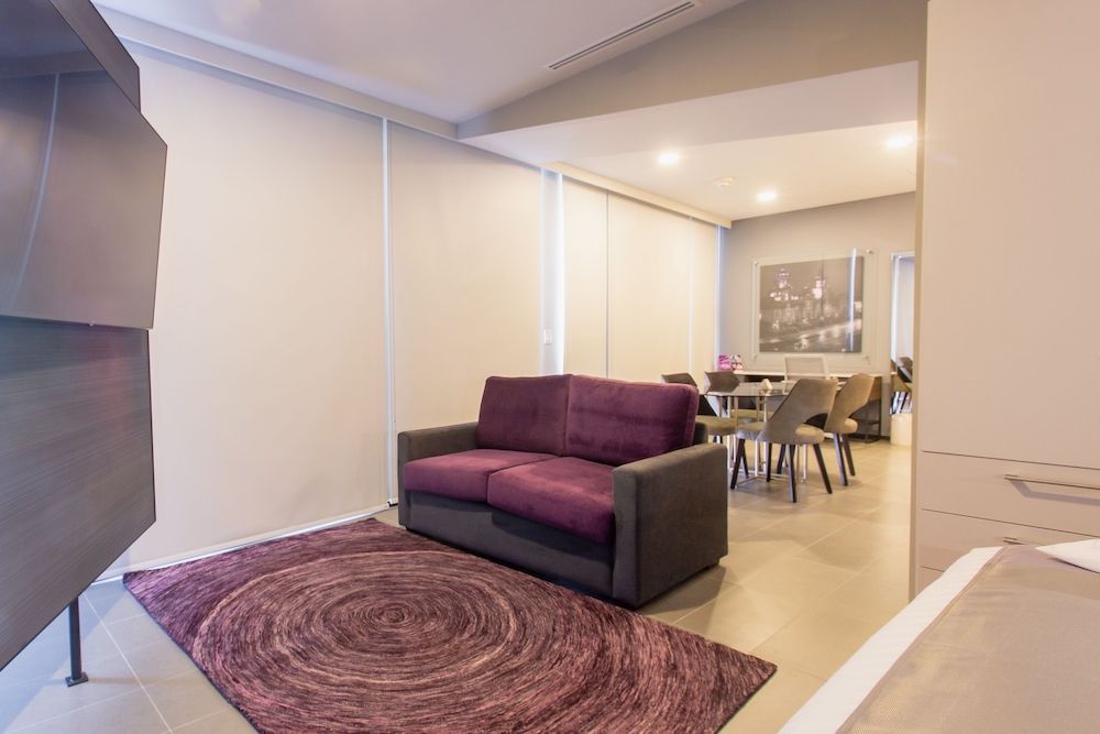 HS HOTSSON Long Stay CDMX Condesa Sur Junior Room, 1 King Bed, Kitchenette, City View 7