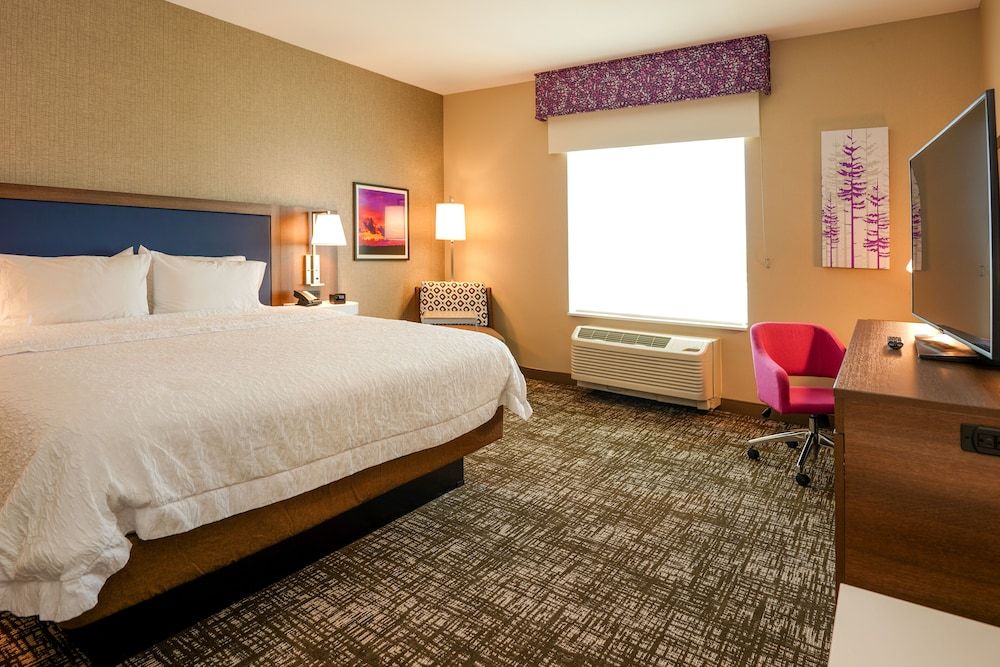 Room, 1 King Bed, Non Smoking