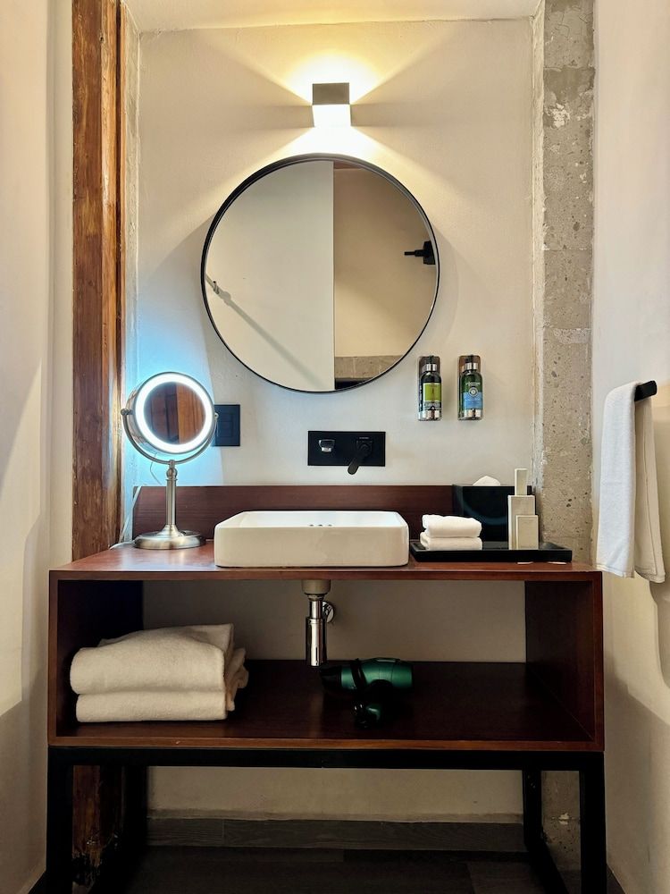 Casa de la Luz Hotel Boutique Junior Suite 1 Queen Bed 3