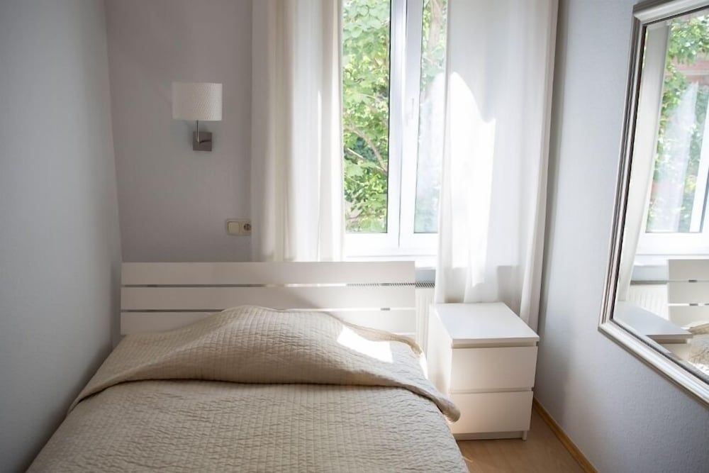 Aurora Hotel Single Room 5