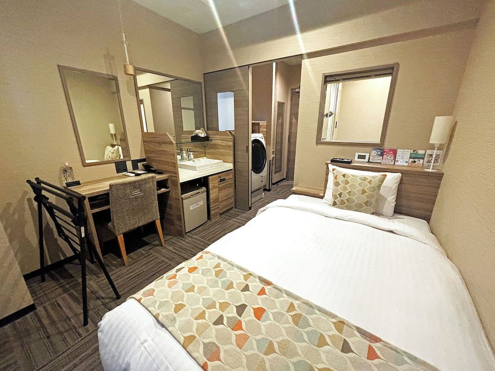 undefined Astil Hotel Juso Precious