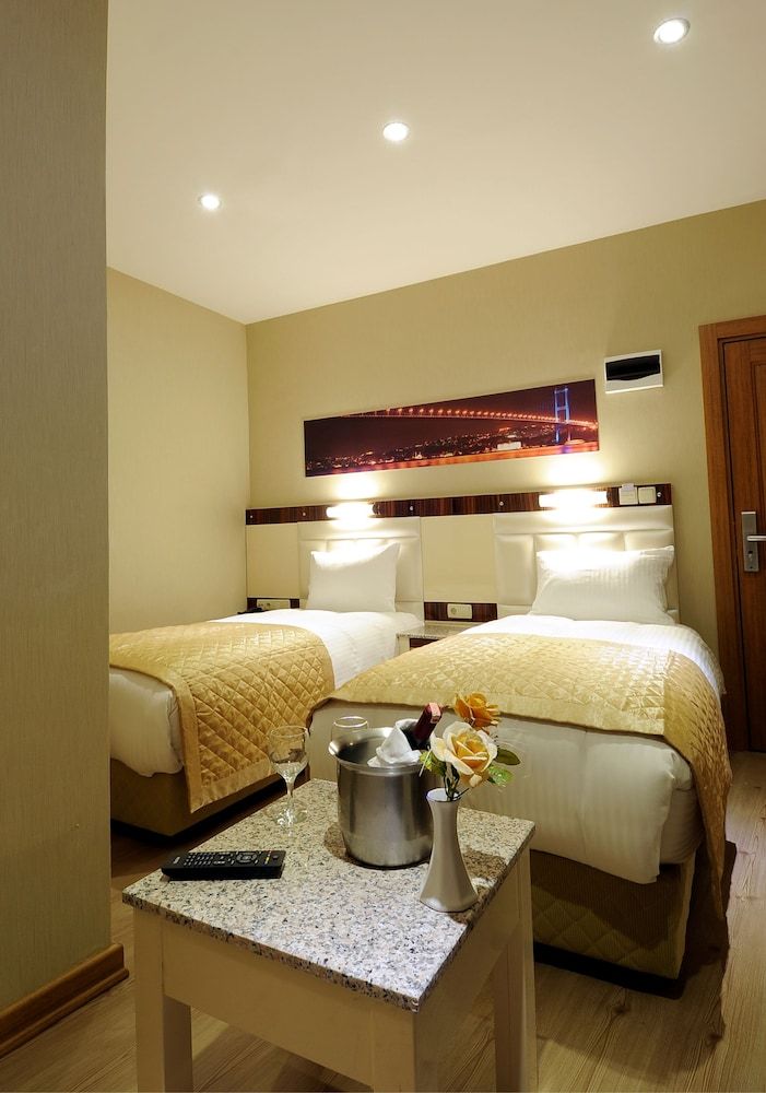 undefined The City Port Hotel 8