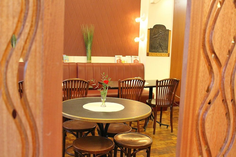 undefined Hôtel Marignan