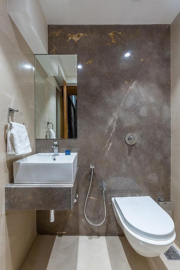 Hotel Nalanda Deluxe Room 11