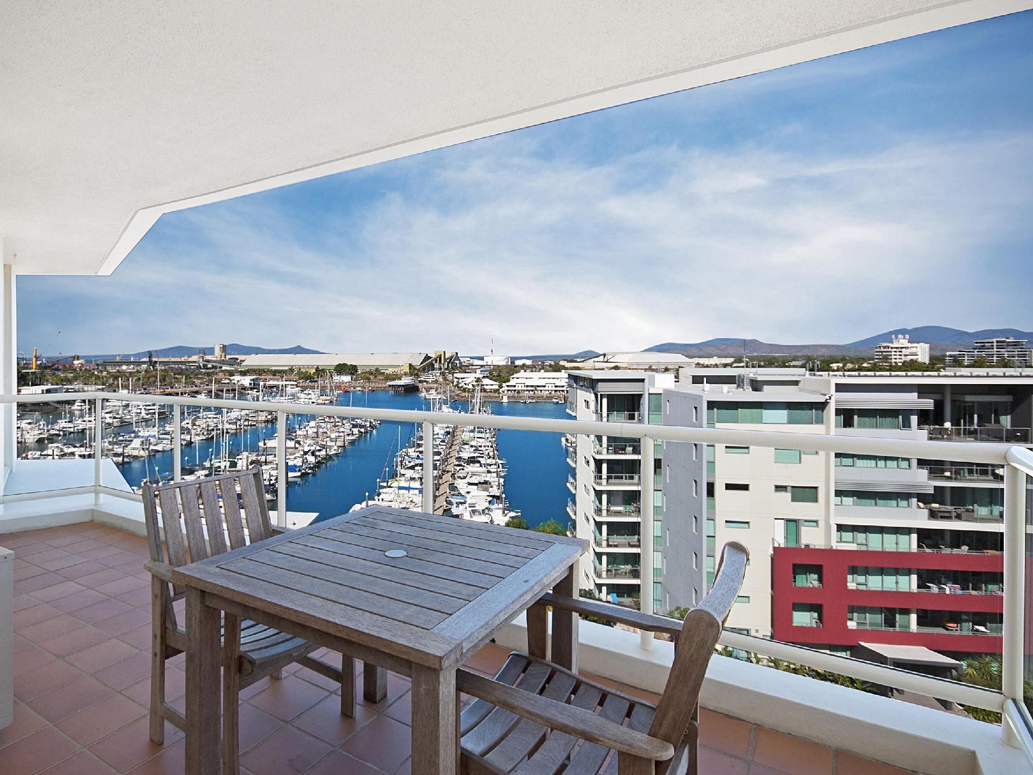 3 Bedroom Apartment - Min. 2 nights