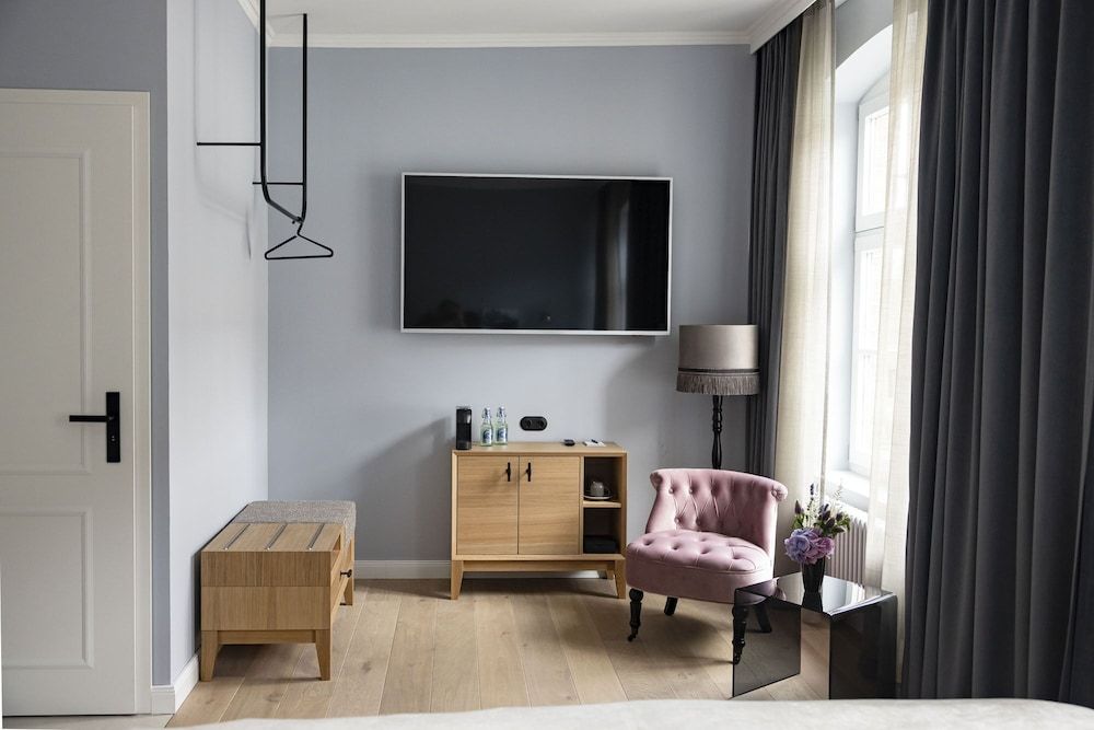 Boutiquehotel PETUH Grand Double Room 3