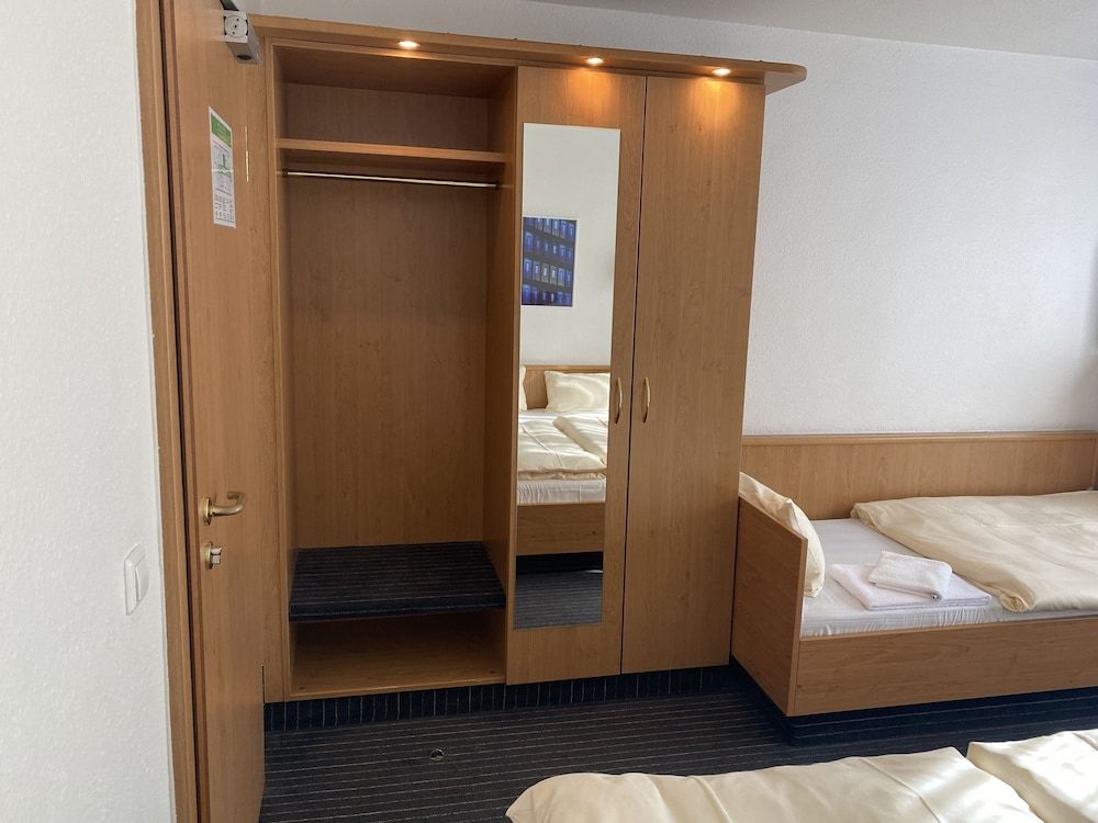Business Single Room