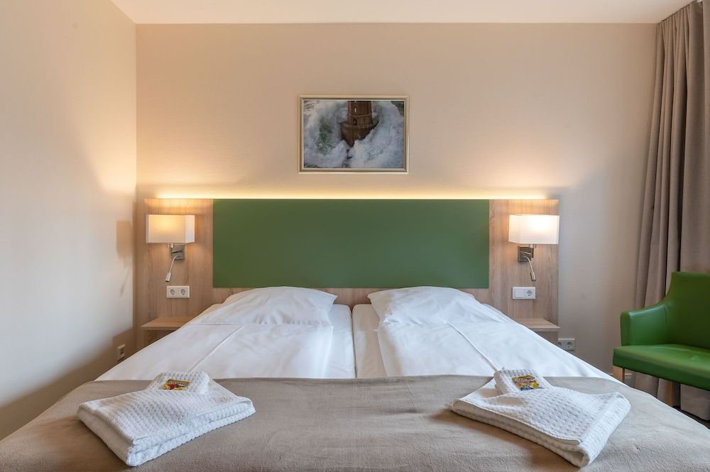 Nordsee-Hotel Hinrichsen Comfort Double Room 5