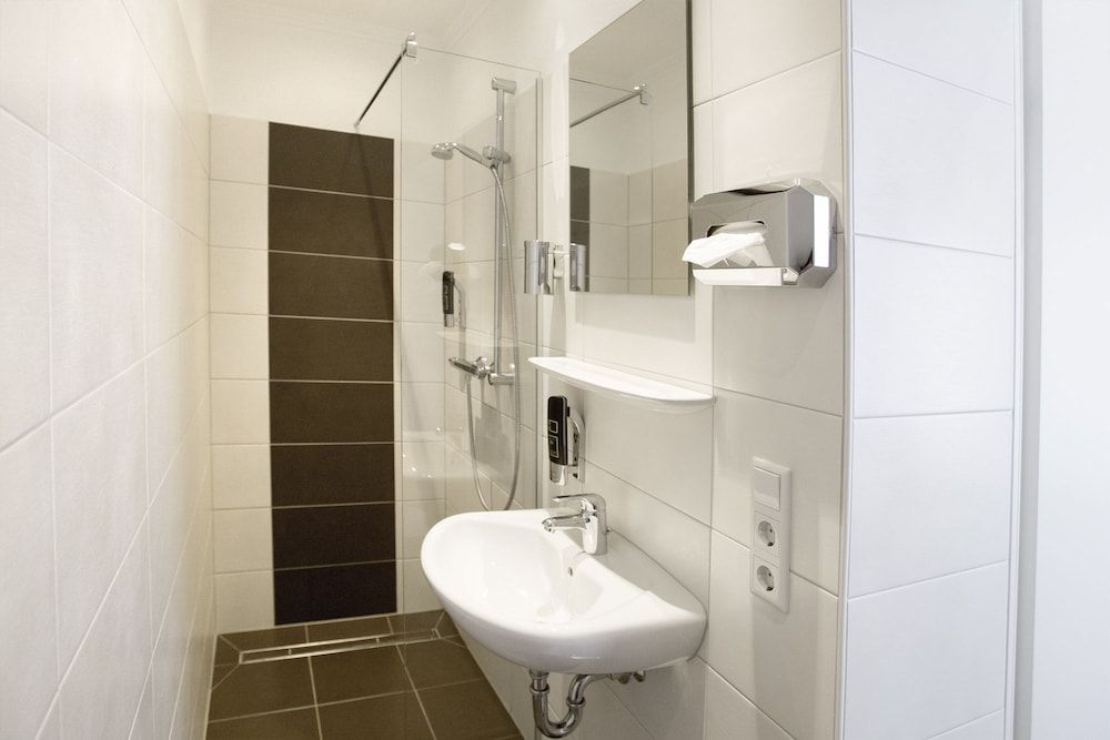 Nordsee-Hotel Hinrichsen Standard Double Room 4