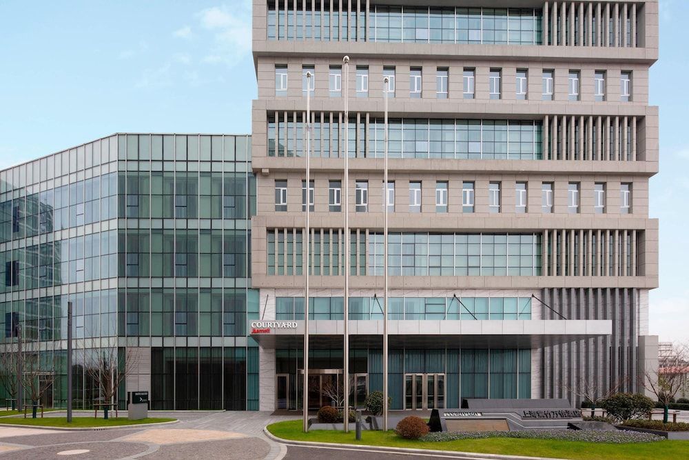 undefined Courtyard by Marriott Shanghai Minhang 6
