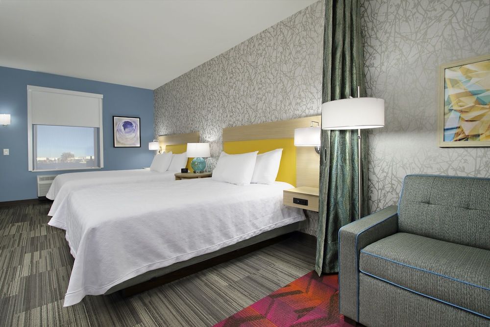 Studio, 2 Queen Beds, Accessible (Roll-In Shower, Mobility & Hearing)