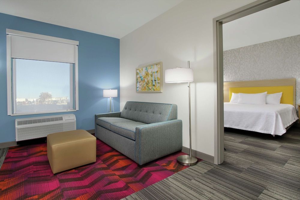 Suite, 1 King Bed, Accessible (Roll-In Shower, Mobility & Hearing)