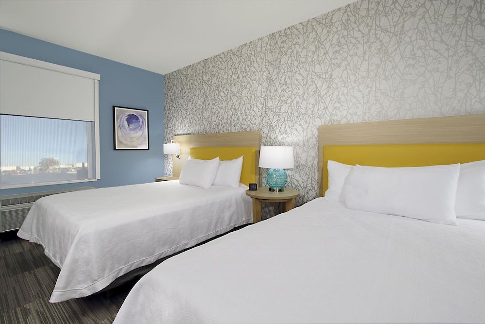 Studio, 2 Queen Beds, Accessible (Roll-In Shower, Mobility & Hearing)
