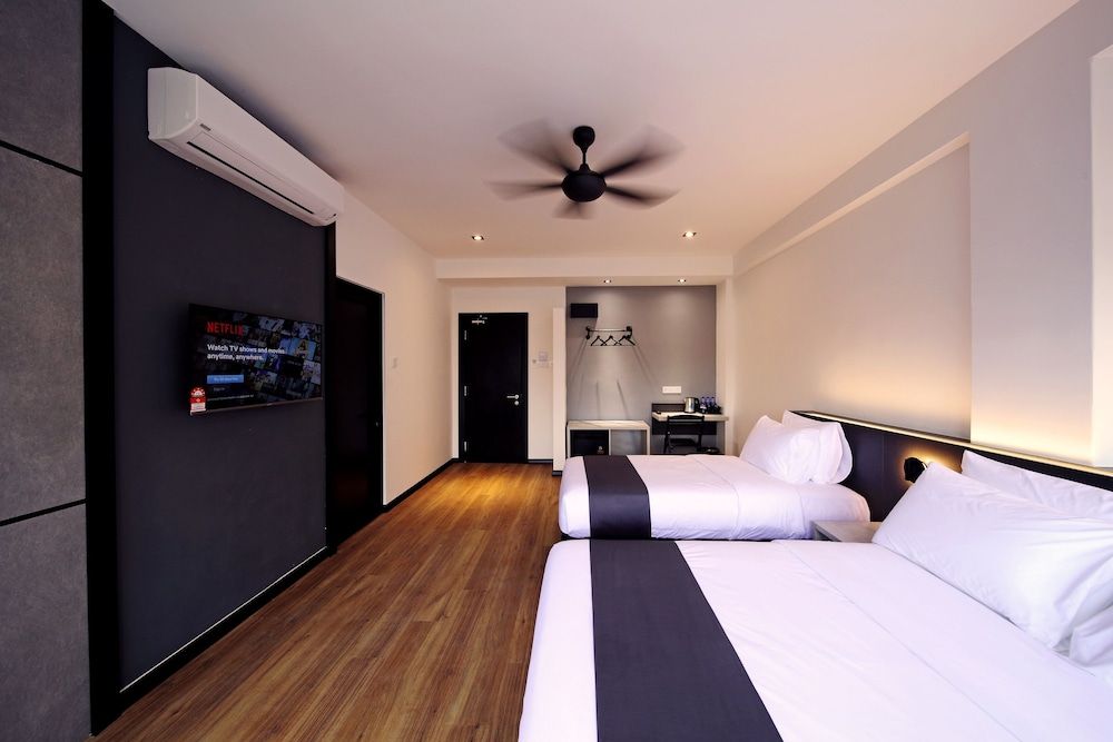 Superior Family-3 Room