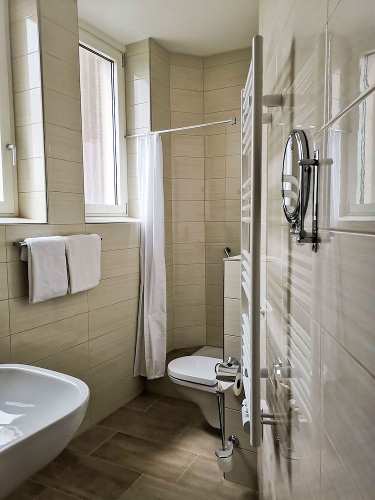 Hotel Mainzer Hof Comfort Double Room 15