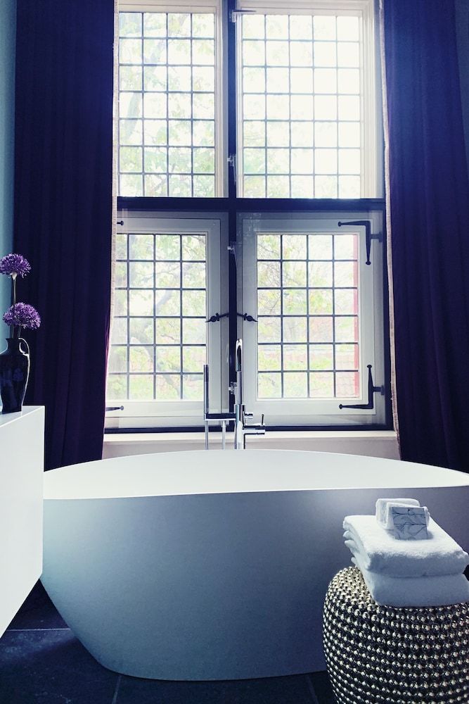 Relais & Chateaux Weeshuis Gouda Junior Suite 5