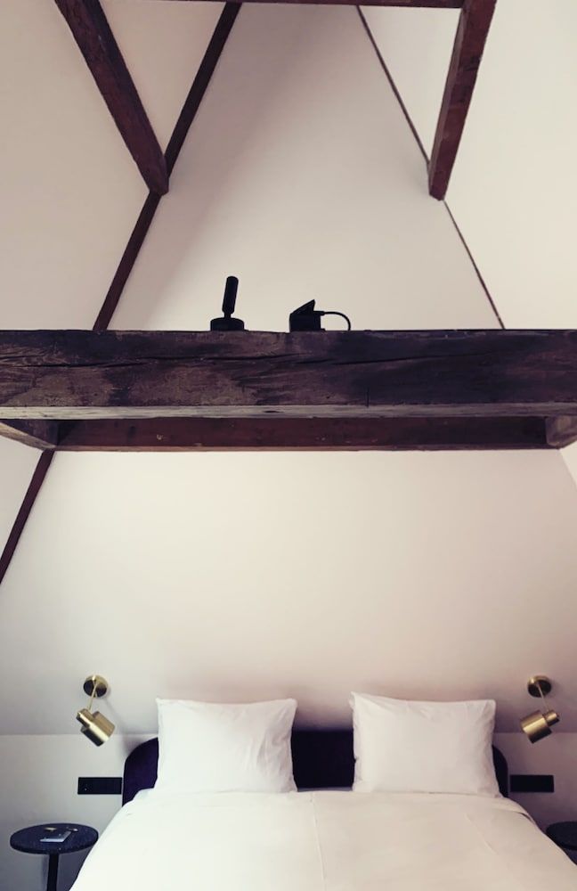 Relais & Chateaux Weeshuis Gouda Deluxe Double Room 2