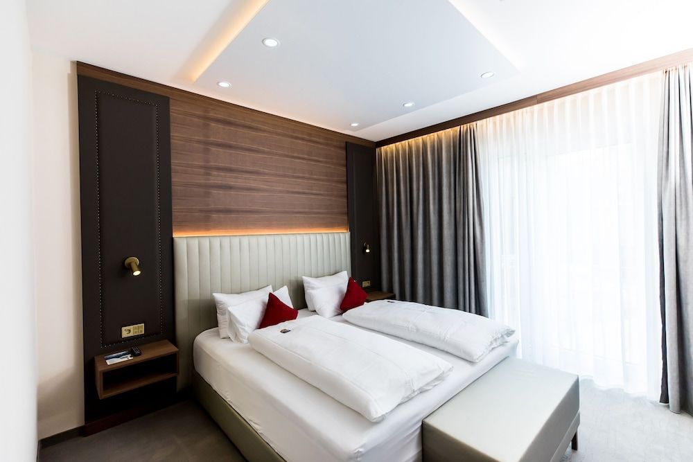 Hotel Am Schloss Aurich Schlossresidenz Deluxe Suite 2