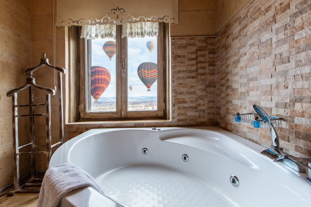 Karlik Cave Suite Cappadocia Panoramic Room 11