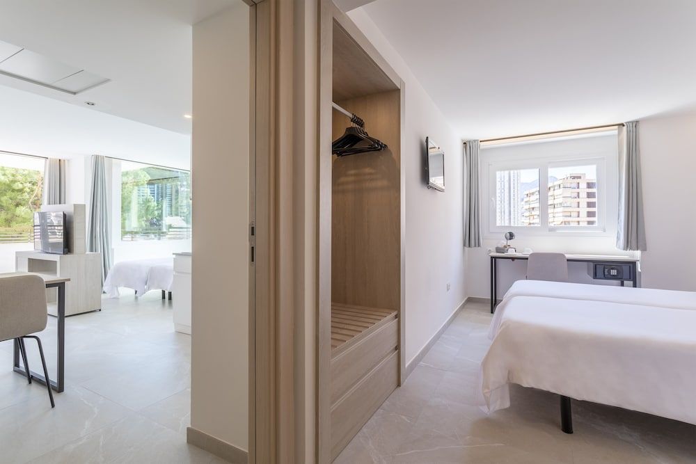 Halley Hotel & Apartments Affiliated by Meliá Apartment, 2 Bedrooms (2+3) 4