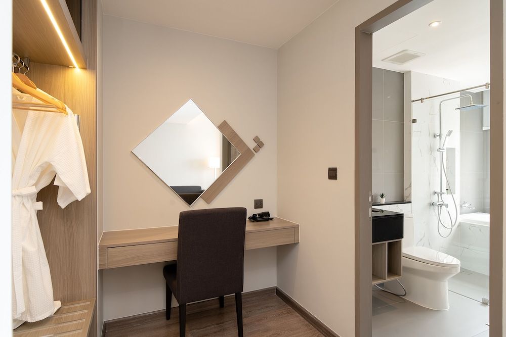 Thaya Hotel Bangkok Deluxe Double Room 6