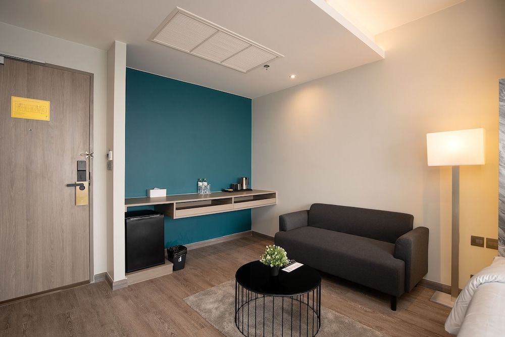 Thaya Hotel Bangkok Deluxe Twin Room 4