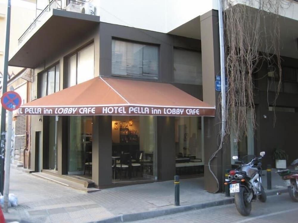 undefined Pella Inn Hostel 6