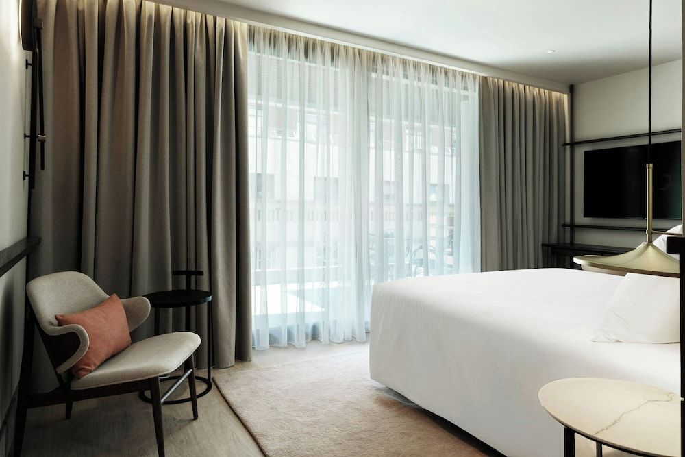 undefined MonAsty, Thessaloniki, Autograph Collection 10