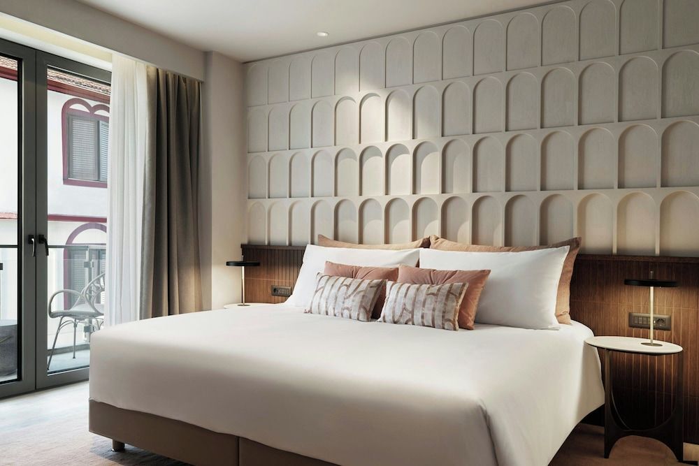 undefined MonAsty, Thessaloniki, Autograph Collection 9