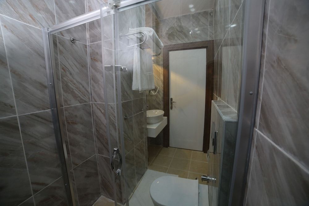 Mitani Suites Family Suite, Multiple Beds 7