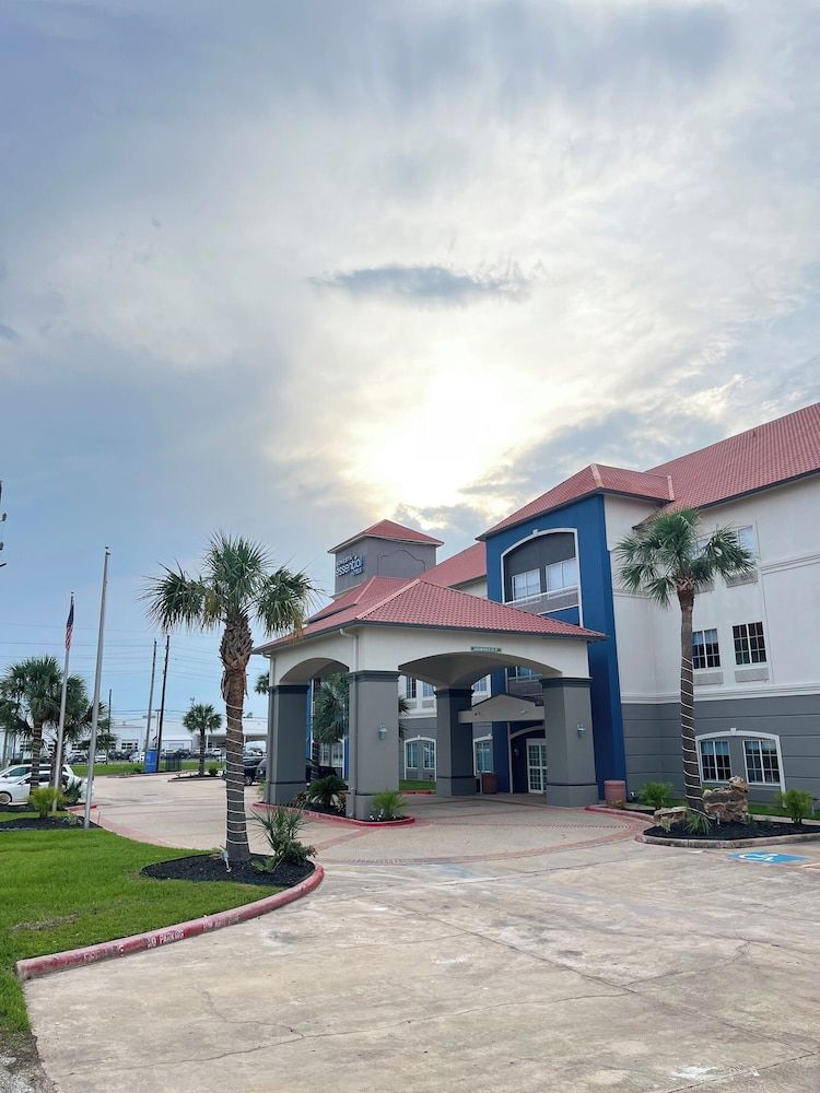 undefined Sonesta Essential North Houston 6