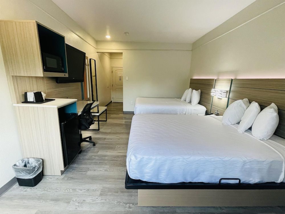 undefined Sonesta Essential North Houston