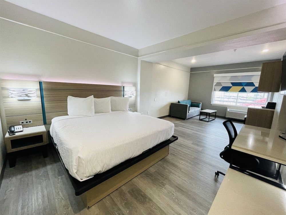 undefined Sonesta Essential North Houston 2