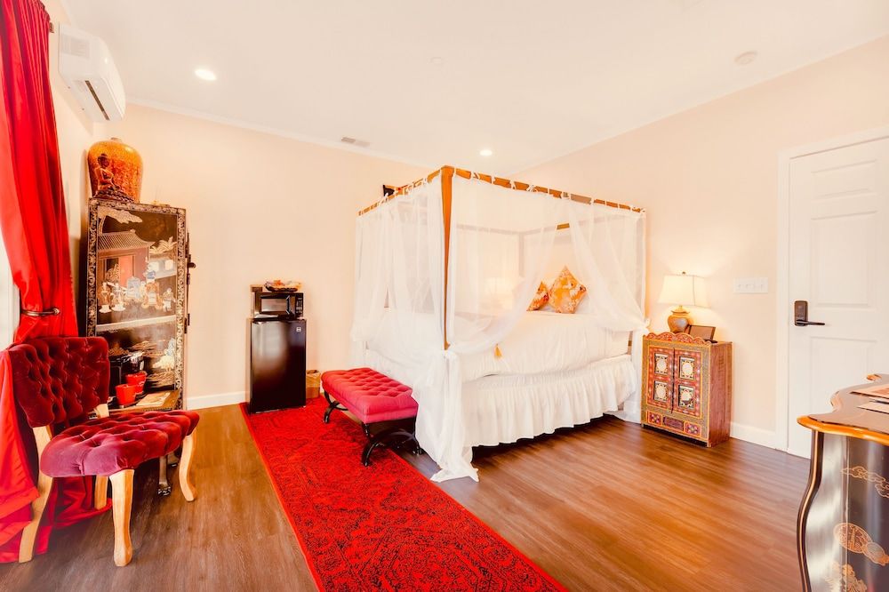 Quiet Mind Mountain Lodge, Retreat and Spa Lake Junior Suite 2