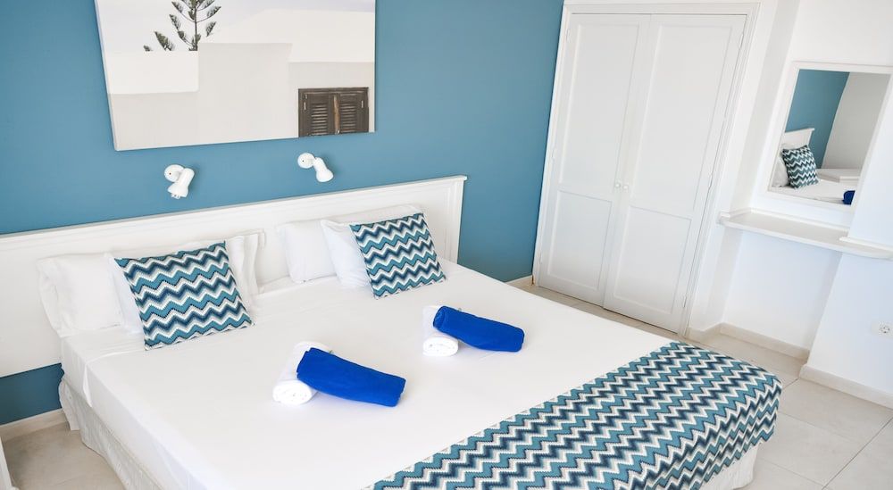 Standard Apartment, 1 Bedroom, Pool View (3 People)