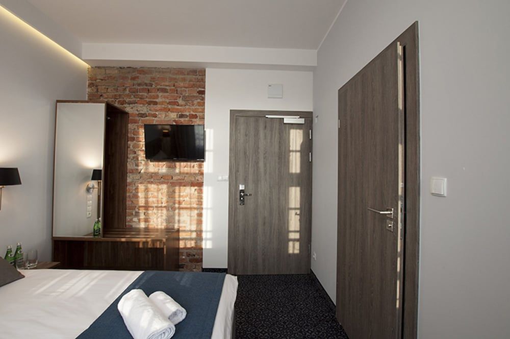 Liberum Residence Economy Double or Twin Room 5