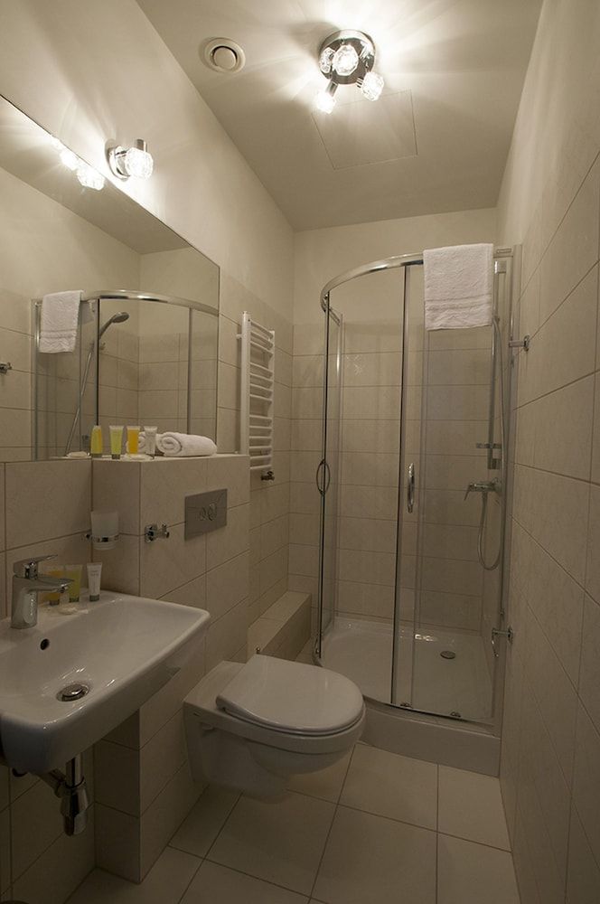 Liberum Residence Economy Double or Twin Room 4