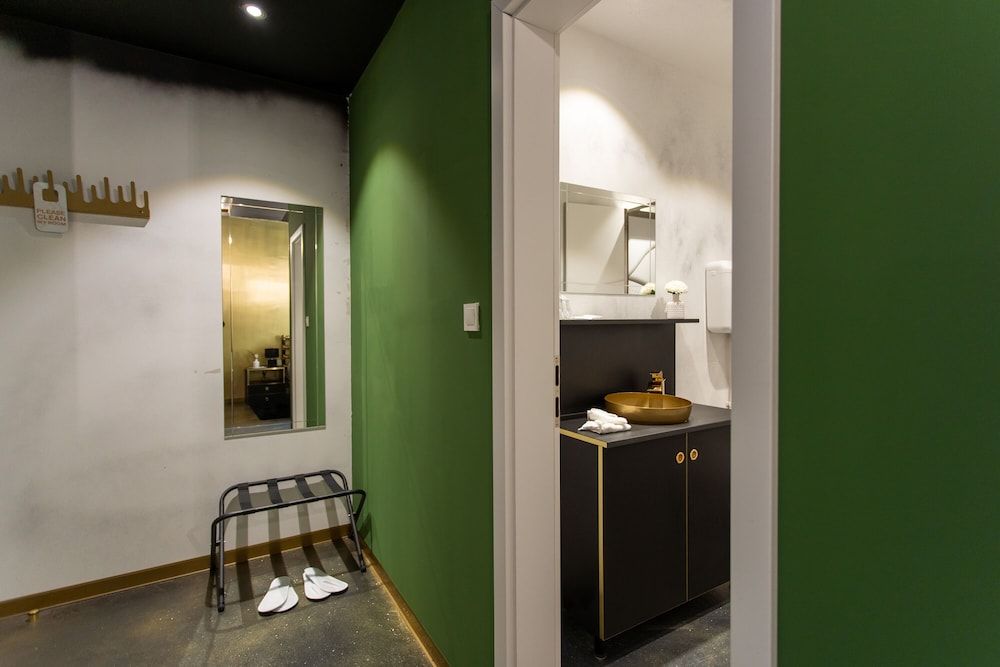 Timeout Heritage Hotel Zagreb Historicism Room, Atrium View 9