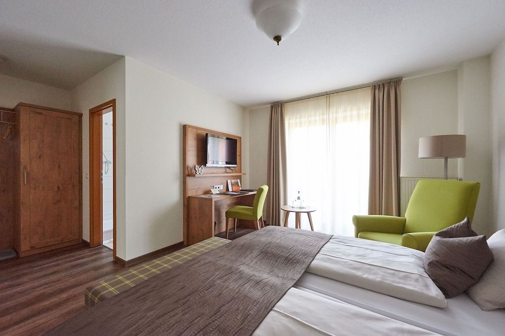 Landhotel Fetzer Landhaus Doppelzimmer, 1 Queenbett, Nichtraucher 3