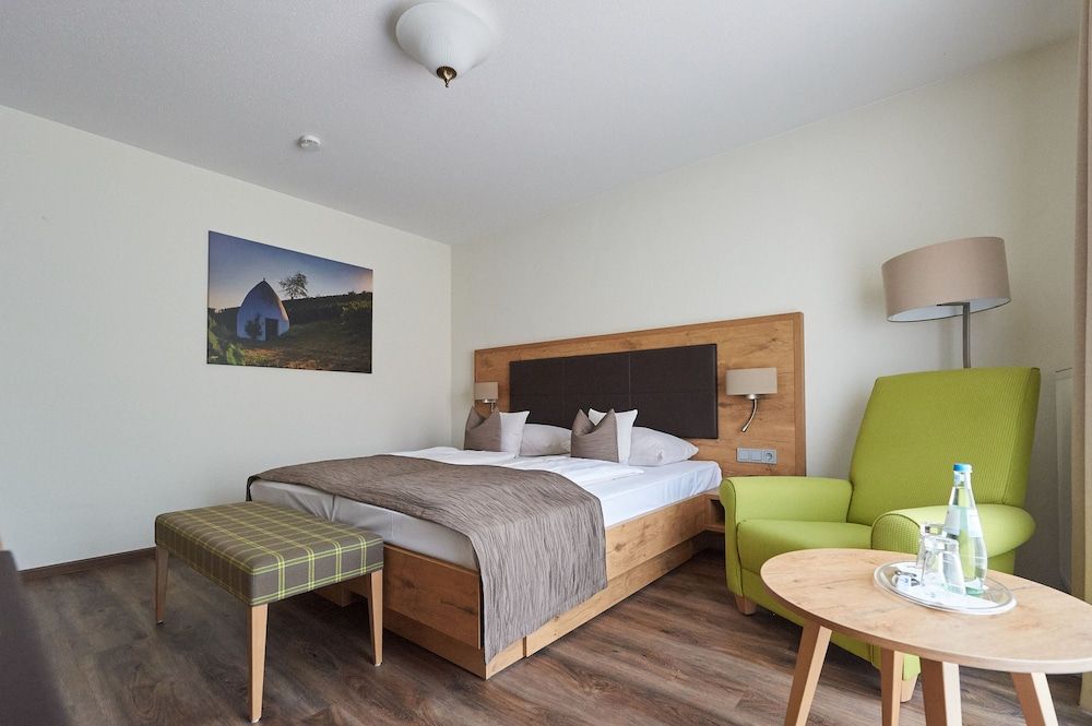 Landhotel Fetzer Landhaus Doppelzimmer, 1 Queenbett, Nichtraucher 11