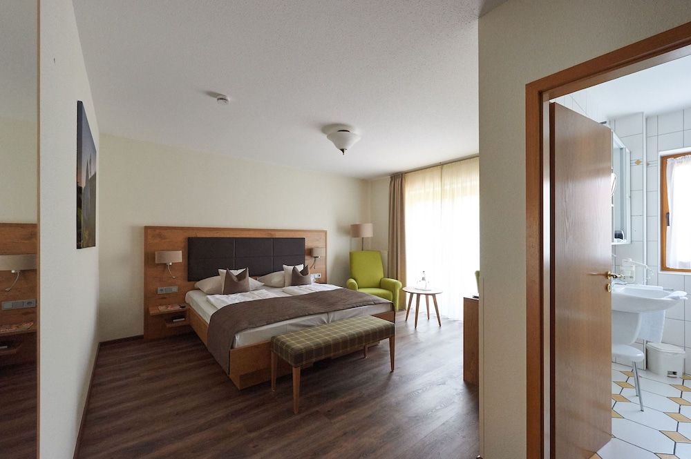 Landhotel Fetzer Landhaus Doppelzimmer, 1 Queenbett, Nichtraucher 15