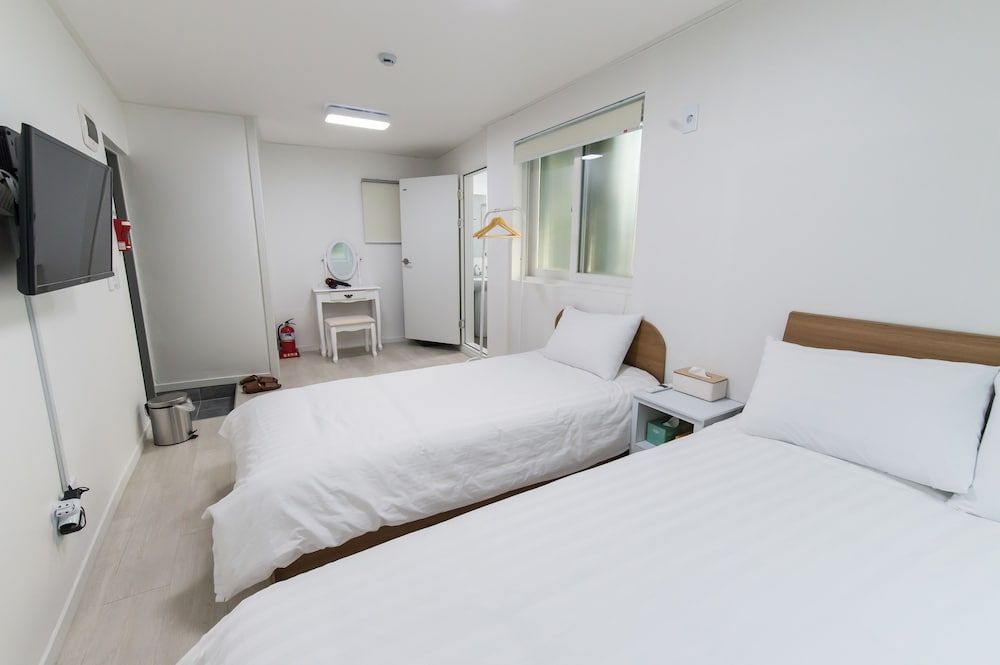 undefined Kpop Haus 8